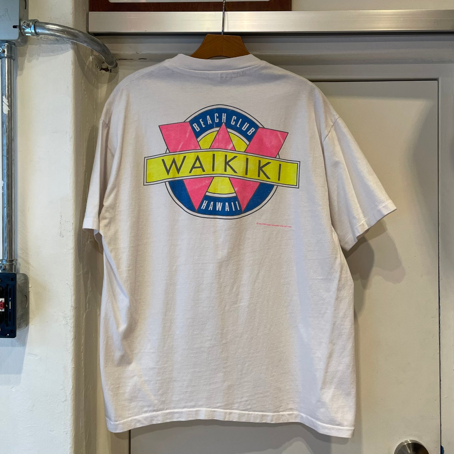 Waikiki Beach Club T-Shirt White